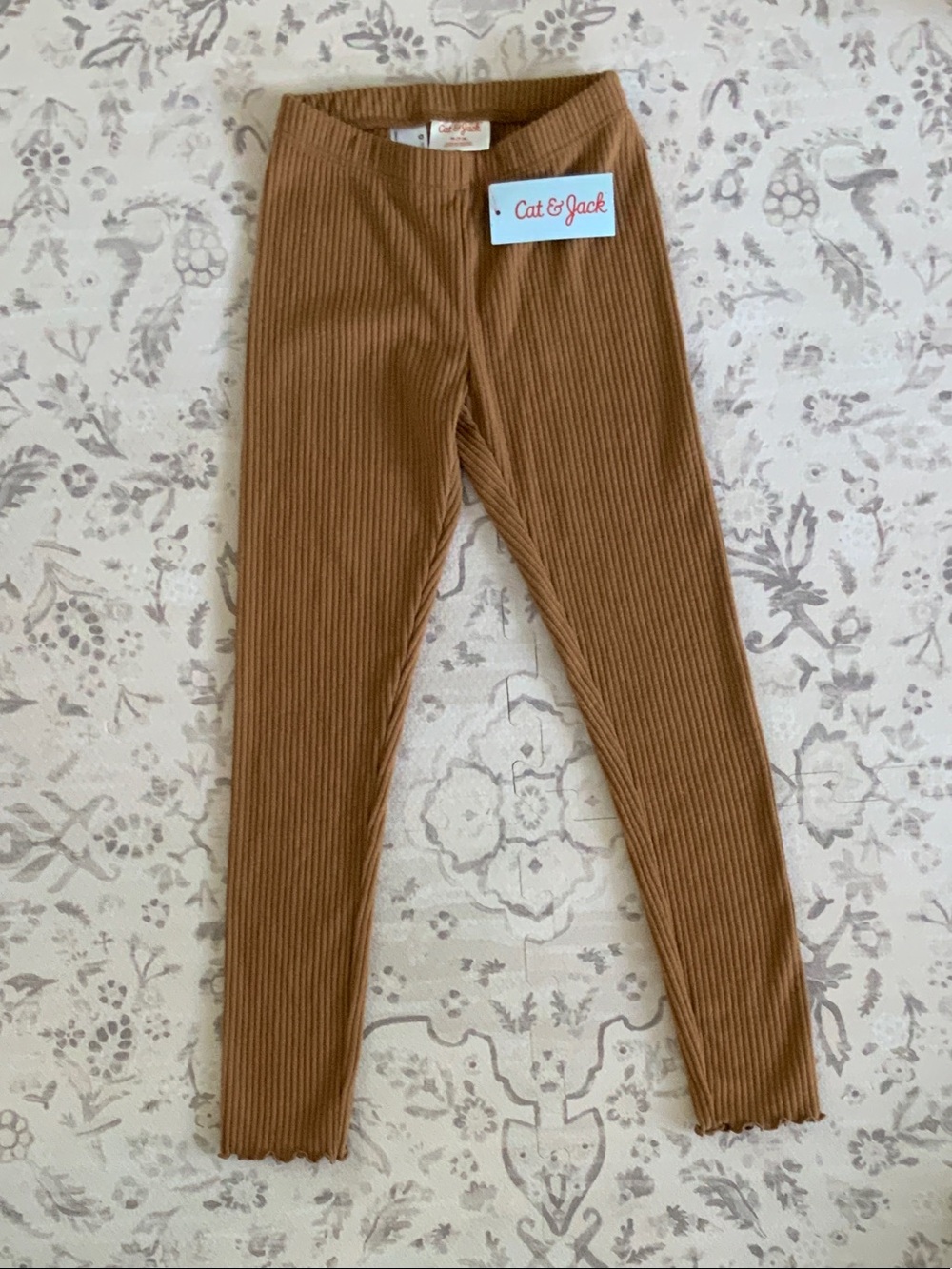 Cat & Jack Ribbed Leggings in Camel
